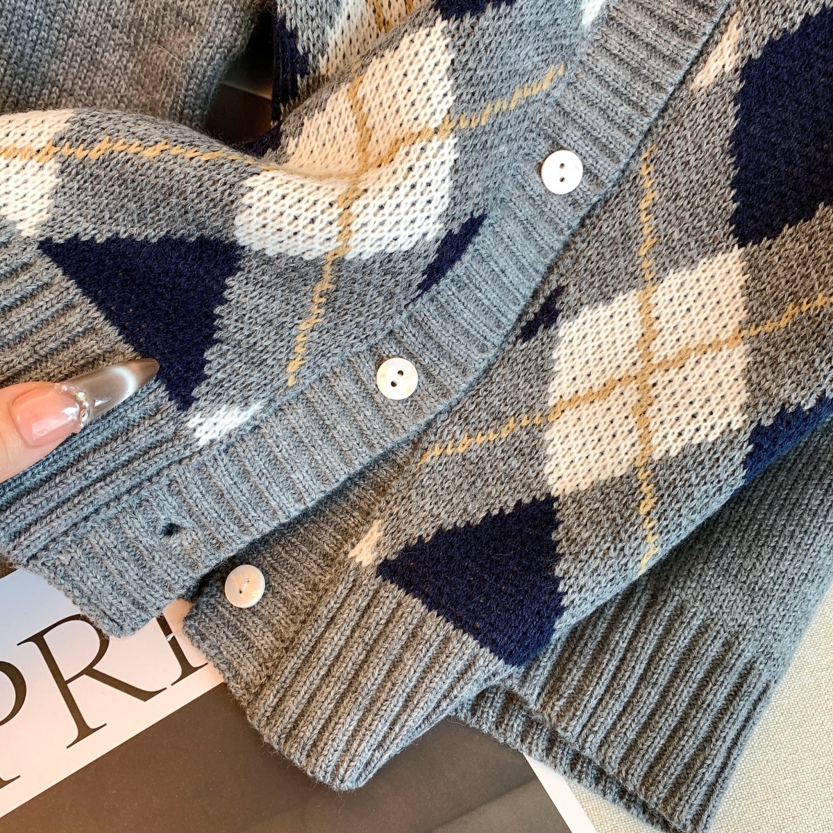 Women's Diamond Knit Cardigan Fall 2026 Casual Round Neck