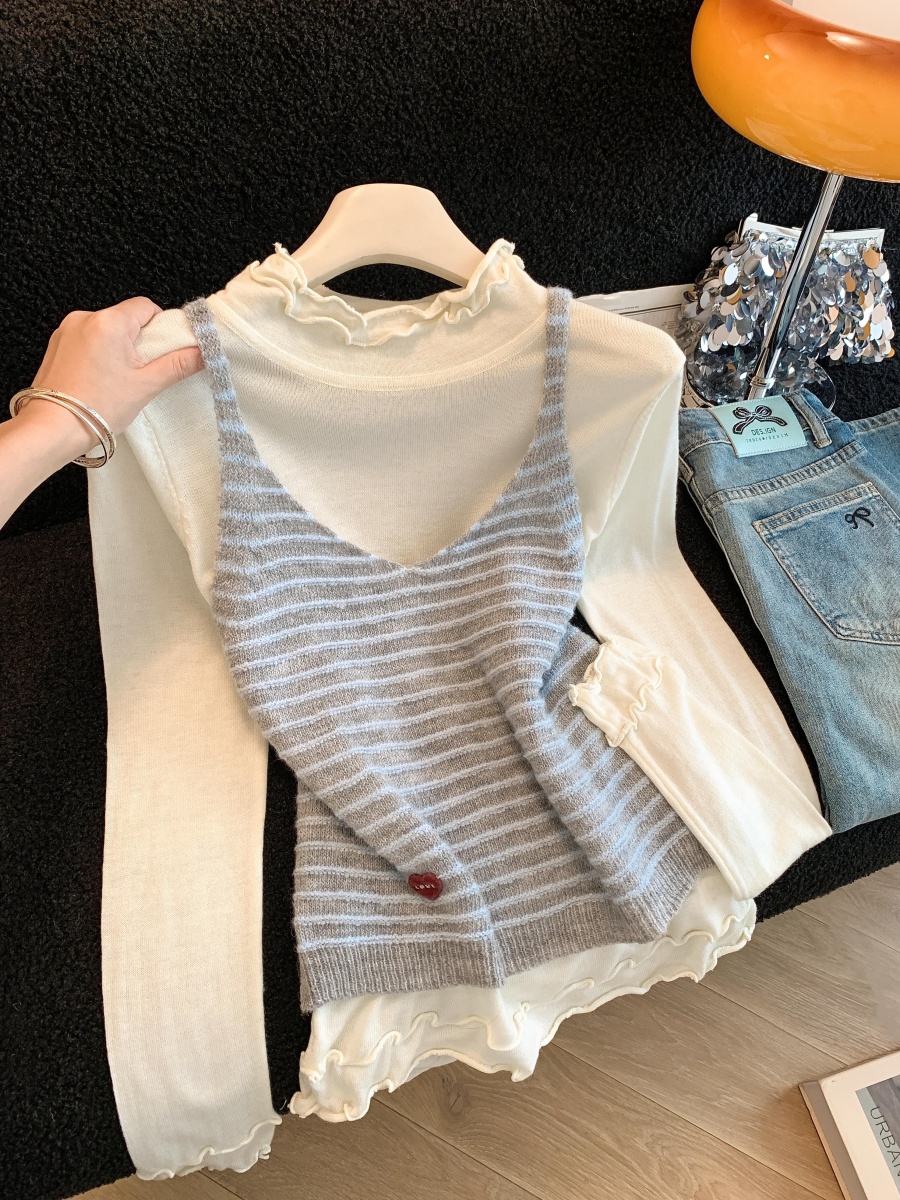 1761073476716_bNv6Xl.jpg Women's Two-Piece Striped Cami and Ruffle Knit Top Set
