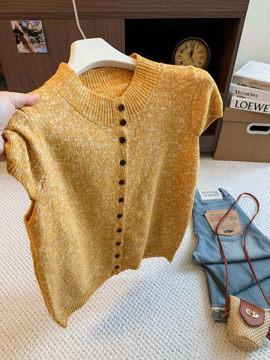 1787464244436_aDMGPA.jpg Old Money Half-Turtleneck Speckled Petal-Sleeve Buttoned Knit Cardigan Women 2026 Early Autumn New Slim Short Top