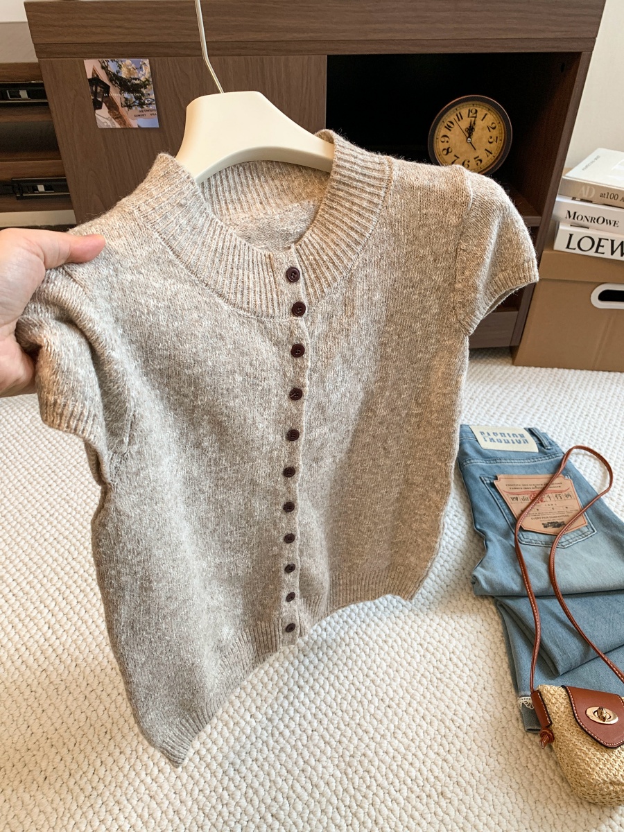 Old Money Half-Turtleneck Speckled Petal-Sleeve Buttoned Knit Cardigan Women 2026 Early Autumn New Slim Short Top